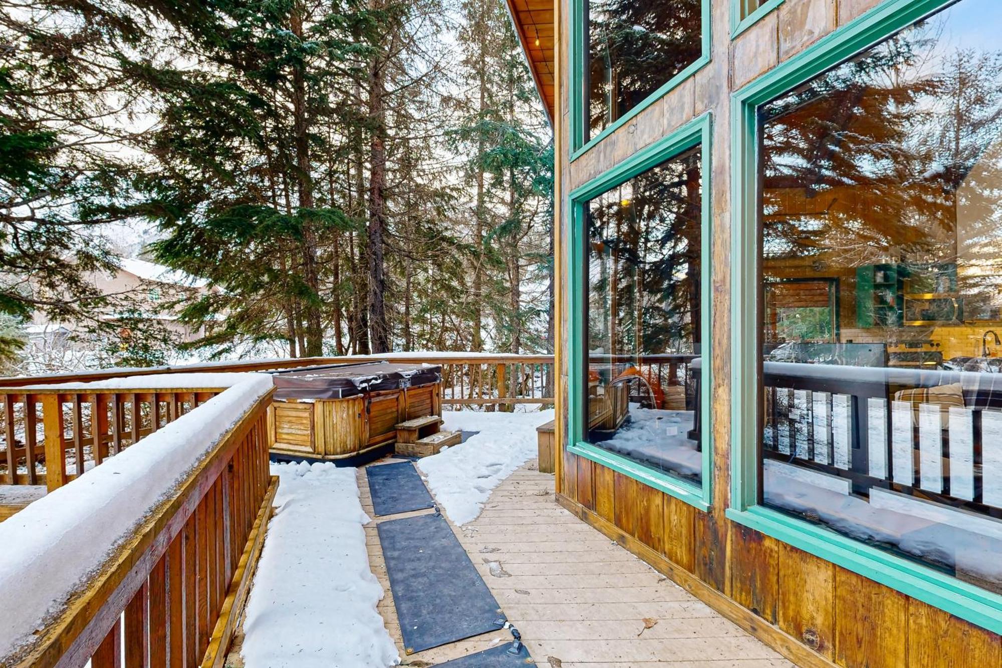 Kelly'S Chalet Girdwood Dış mekan fotoğraf