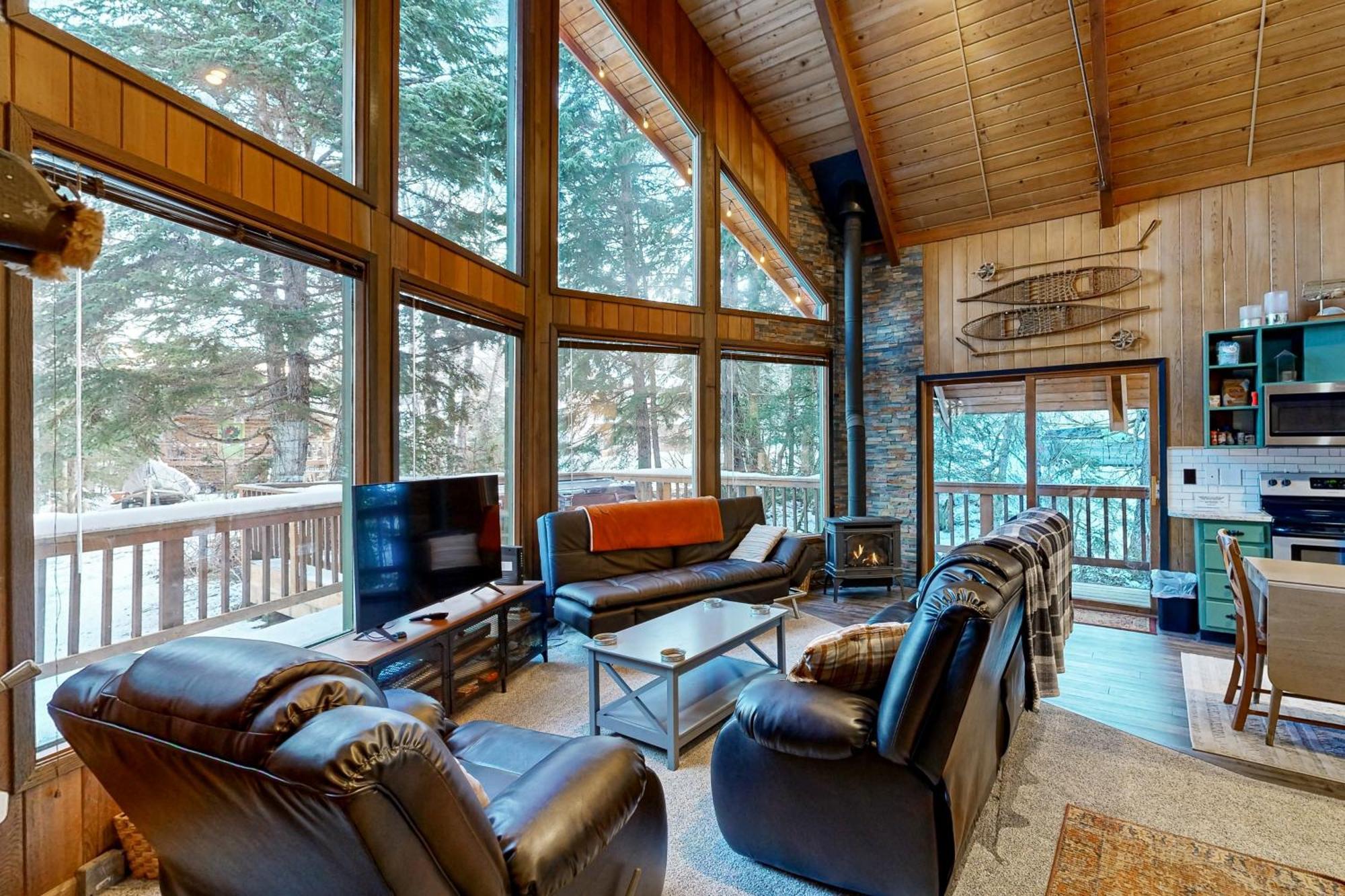 Kelly'S Chalet Girdwood Dış mekan fotoğraf